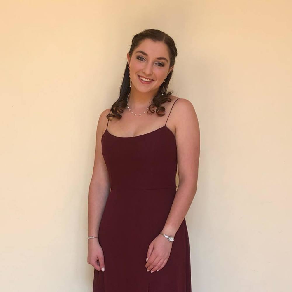 Meet your Posher, Abigail